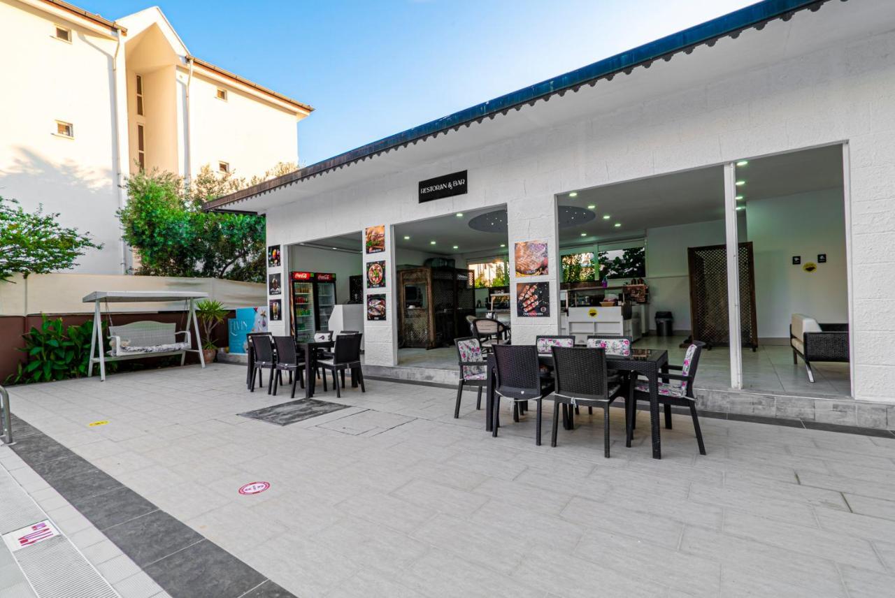 Elvin Otel Side Luaran gambar